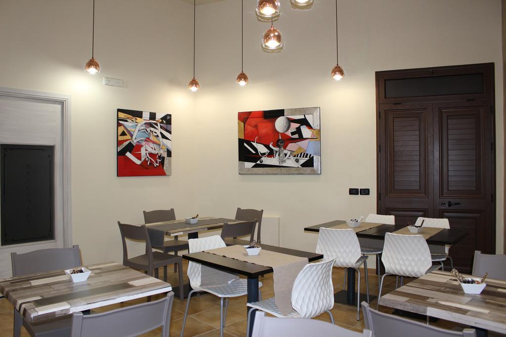 Conte Luna Bed & Breakfast 3*